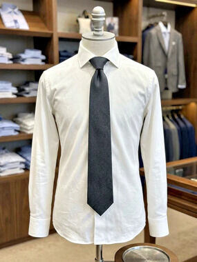 beau brummel Men's Textured Tie in Black Like New
